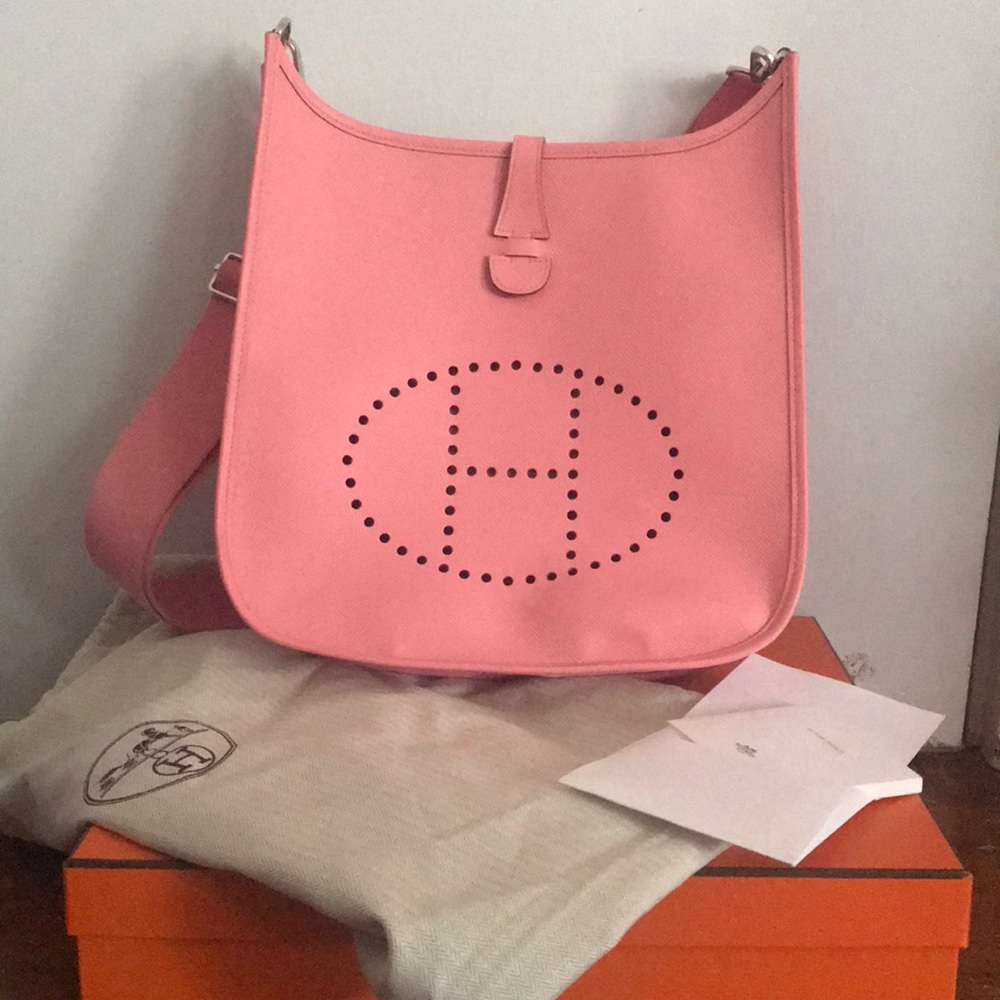 Hermès Evelyn’s PM Rose Saddle Bag